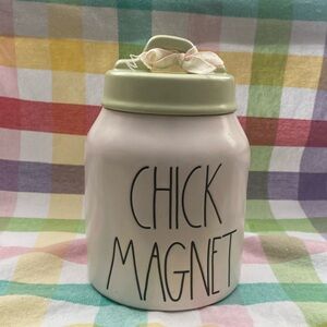 Rae Dunn CHICK MAGNET Canister